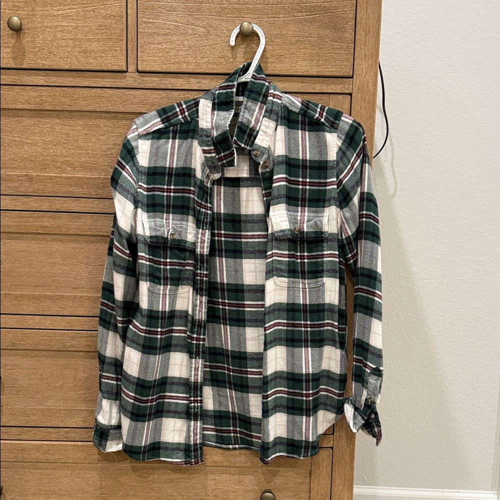 American Eagle Outfitters Classic fit flannel forest Green & Cream Shirt